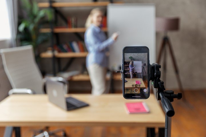 Latest Trends in Education: Enhancing the Learning Experience with Video Content